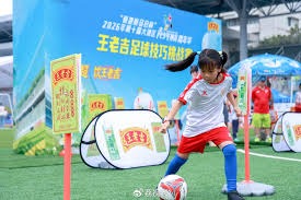 B费助攻破纪录 五大联赛助攻榜最新动态